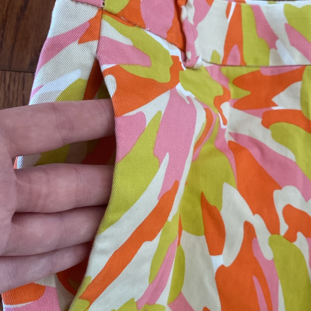 J. Crew stretch shorts, tropical! 🌴 - Picture 3 of 7
